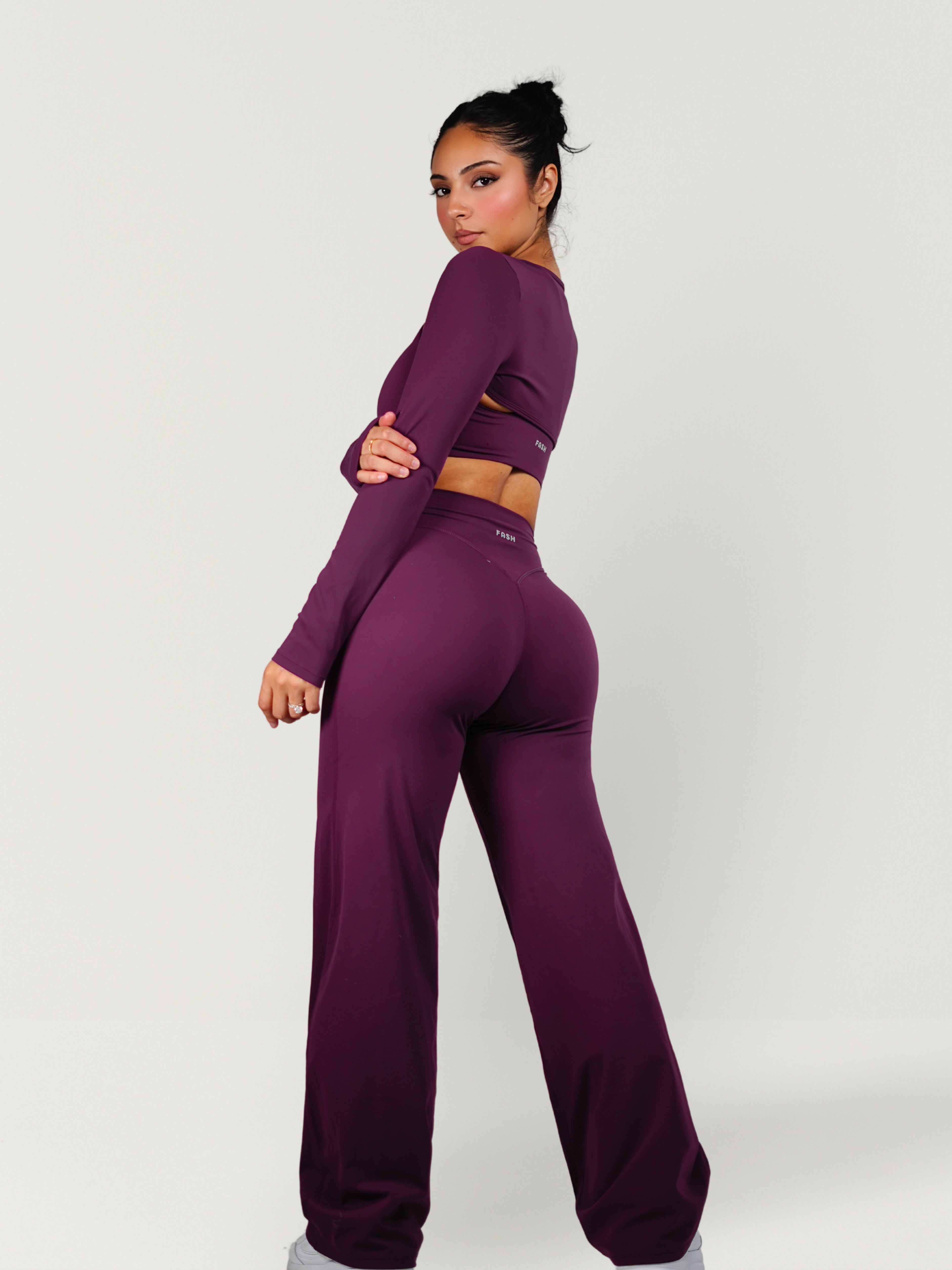(PRE-ORDER) Dollhouse Straight Leg Leggings (Plum Purple)