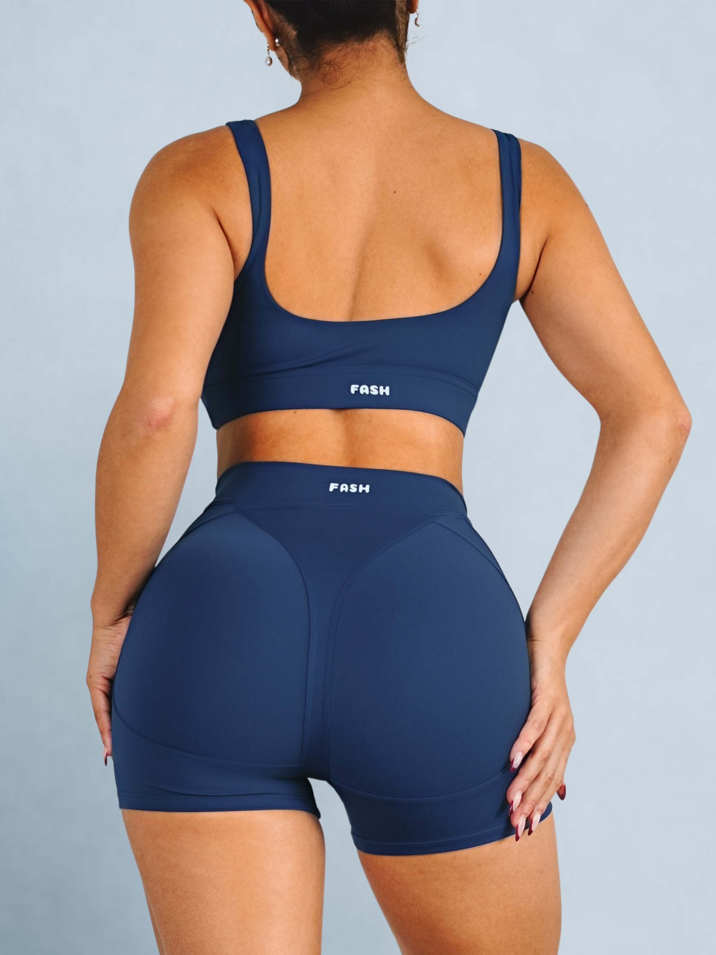 Seam Sculpt Sports Bra 2.0 (Classic Navy)