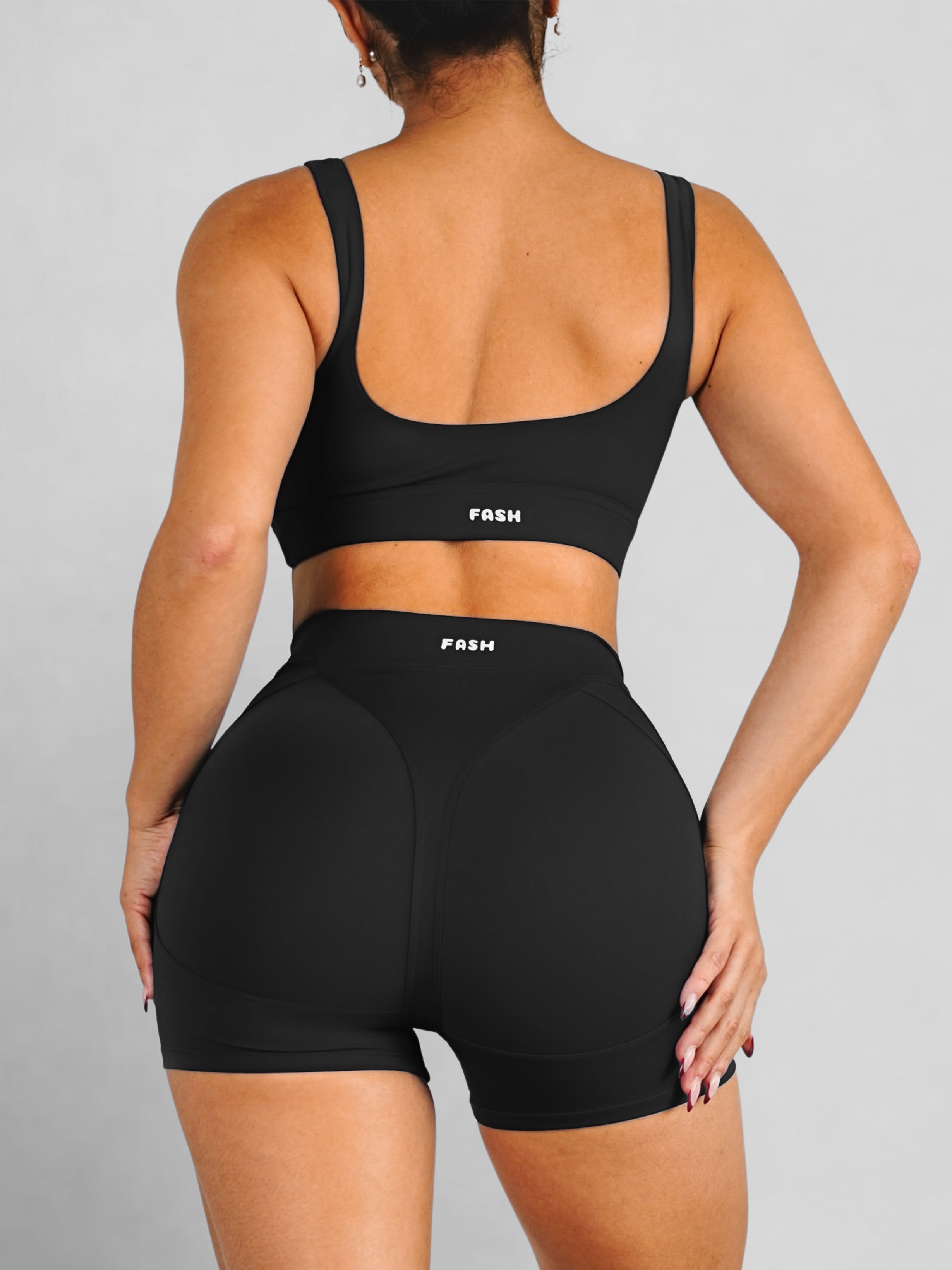 Seam Sculpt Sports Bra 2.0 (Black)