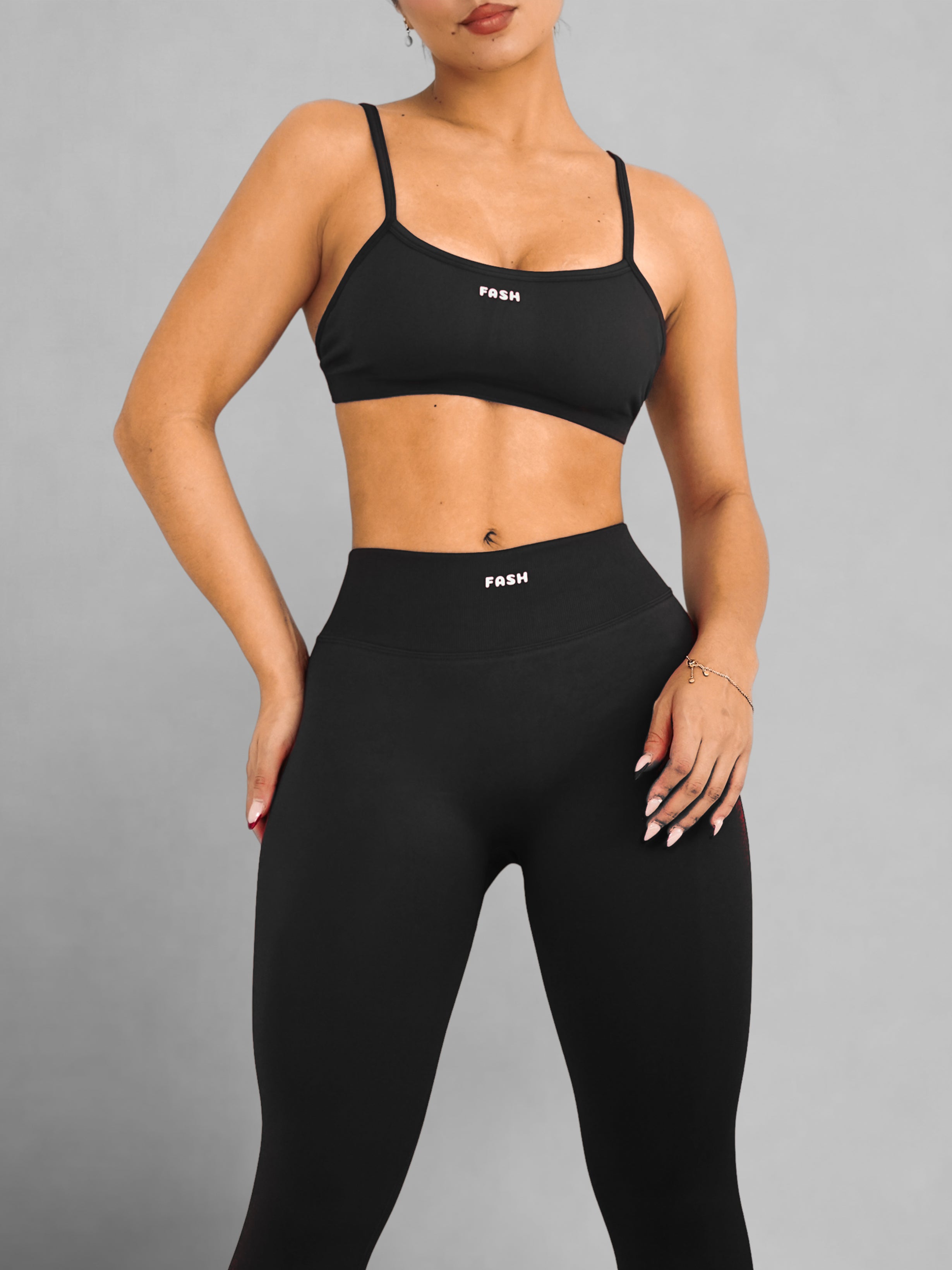 Viral Seamless Adjustable Sports Bra (Black)