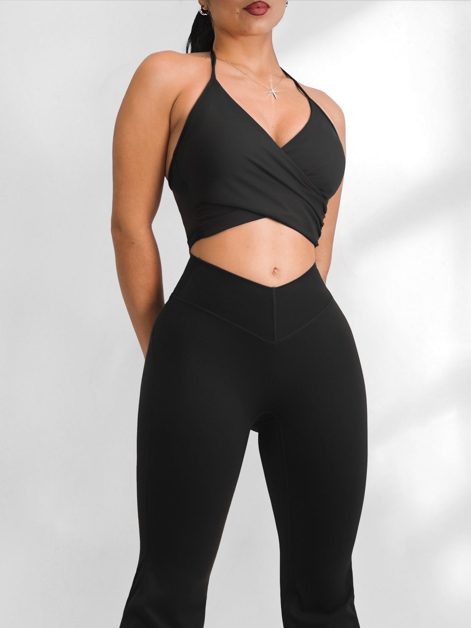 Pilates Sports Bra (Black) - Fitness Fashioness