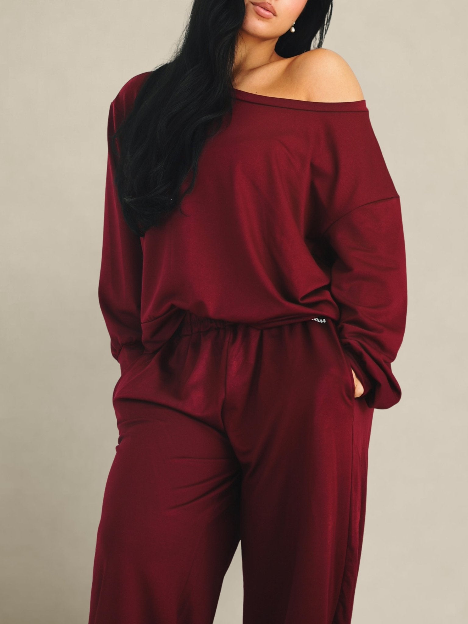 (PRE - ORDER) Sloping Shoulder Long Sleeve Top (Deep Burgundy) - Fitness Fashioness