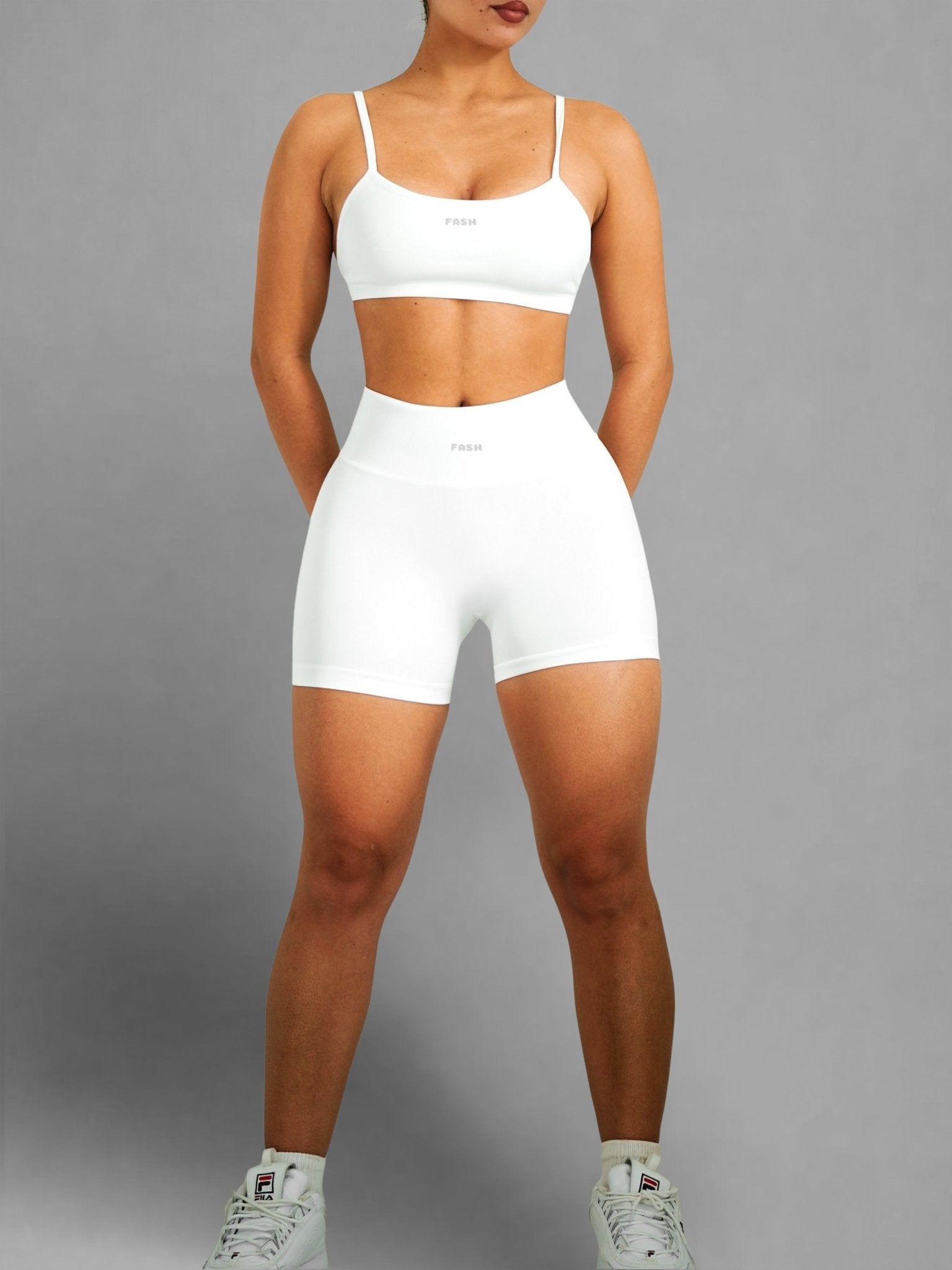 (PRE - ORDER) Viral Seamless V Back Shorts (White) - Fitness Fashioness