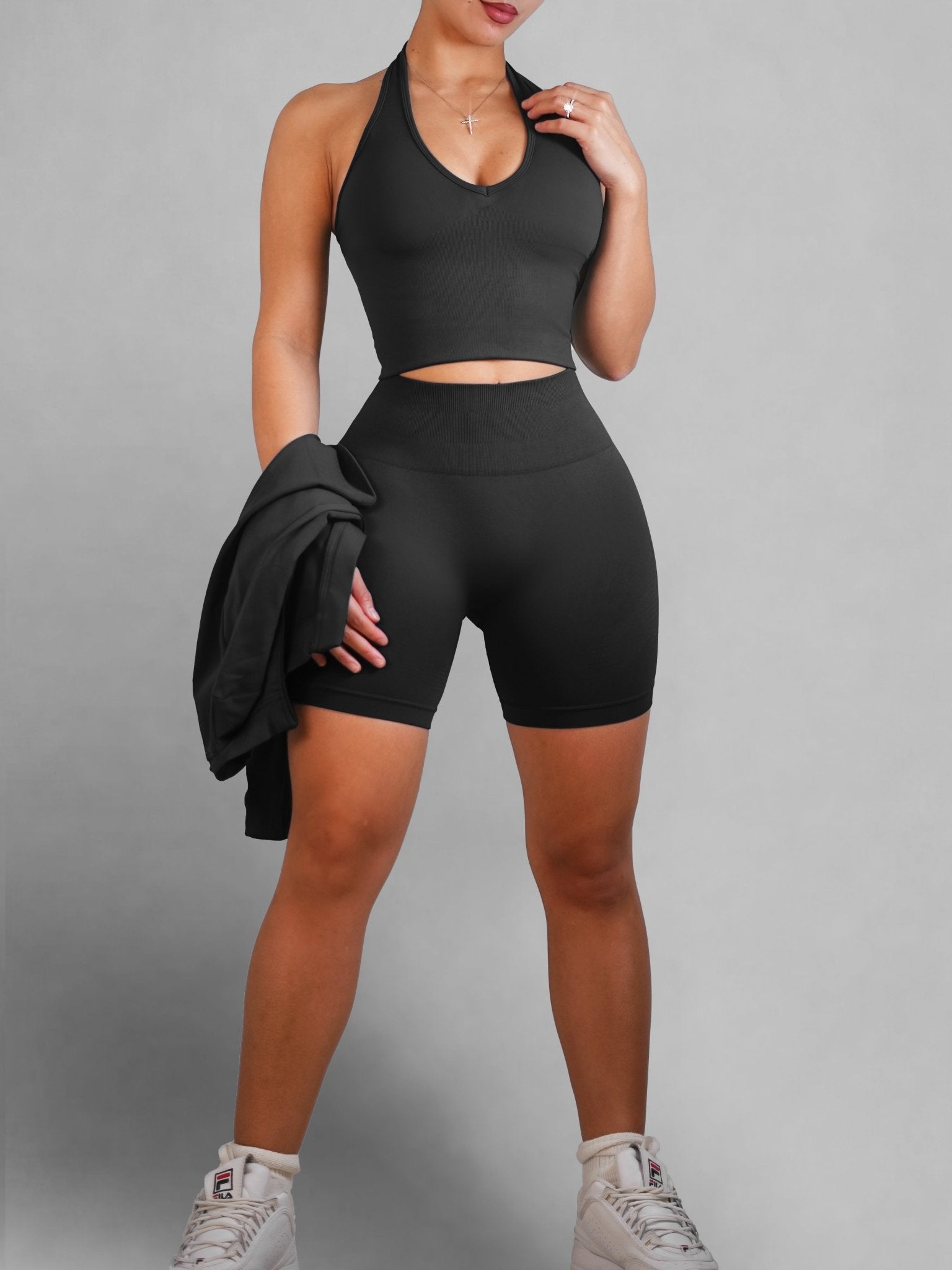 Refine Seamless Booty Shorts (Black) - Fitness Fashioness