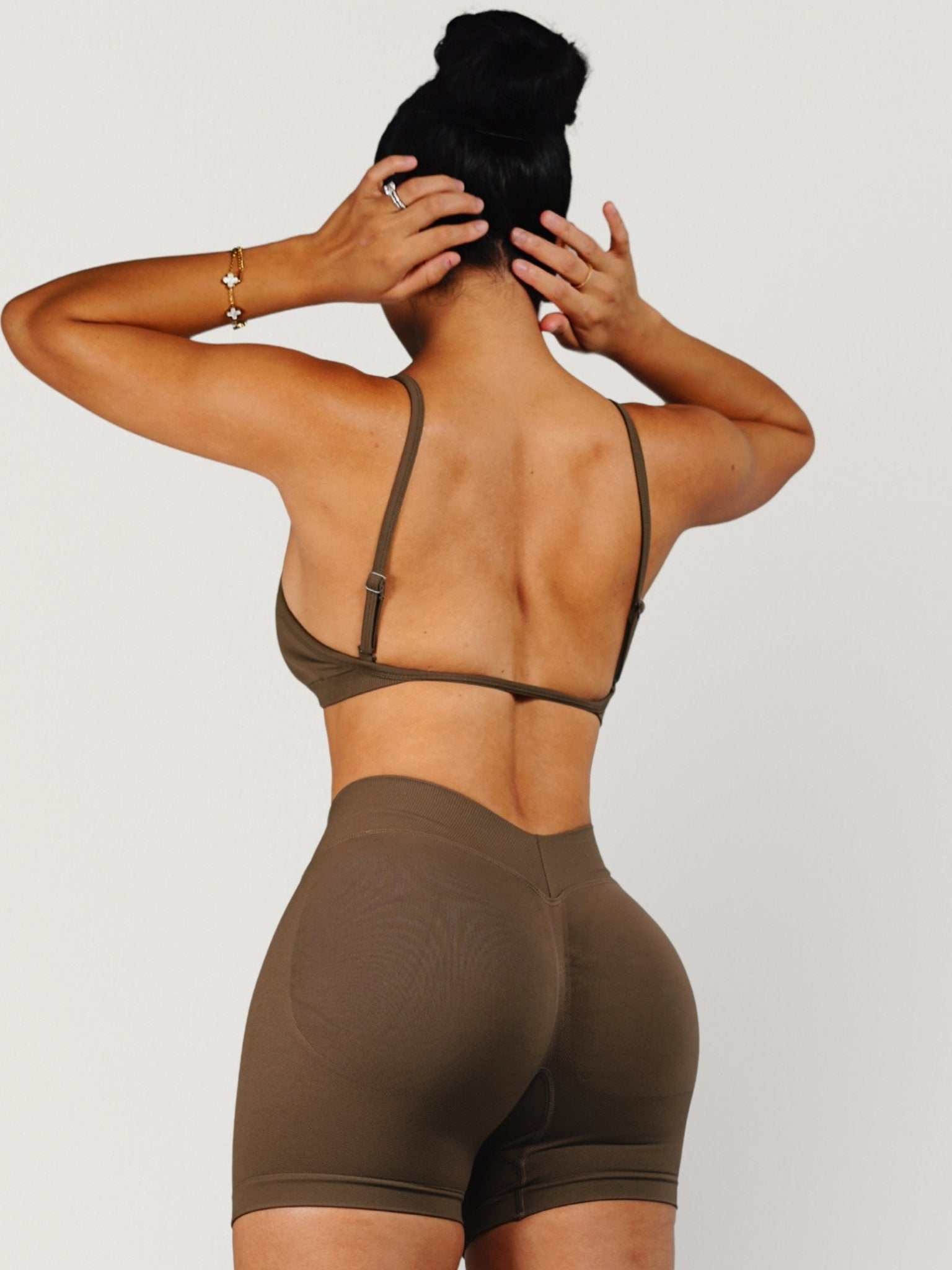 Viral Seamless Adjustable Sports Bra (Soft Brown) - Fitness Fashioness