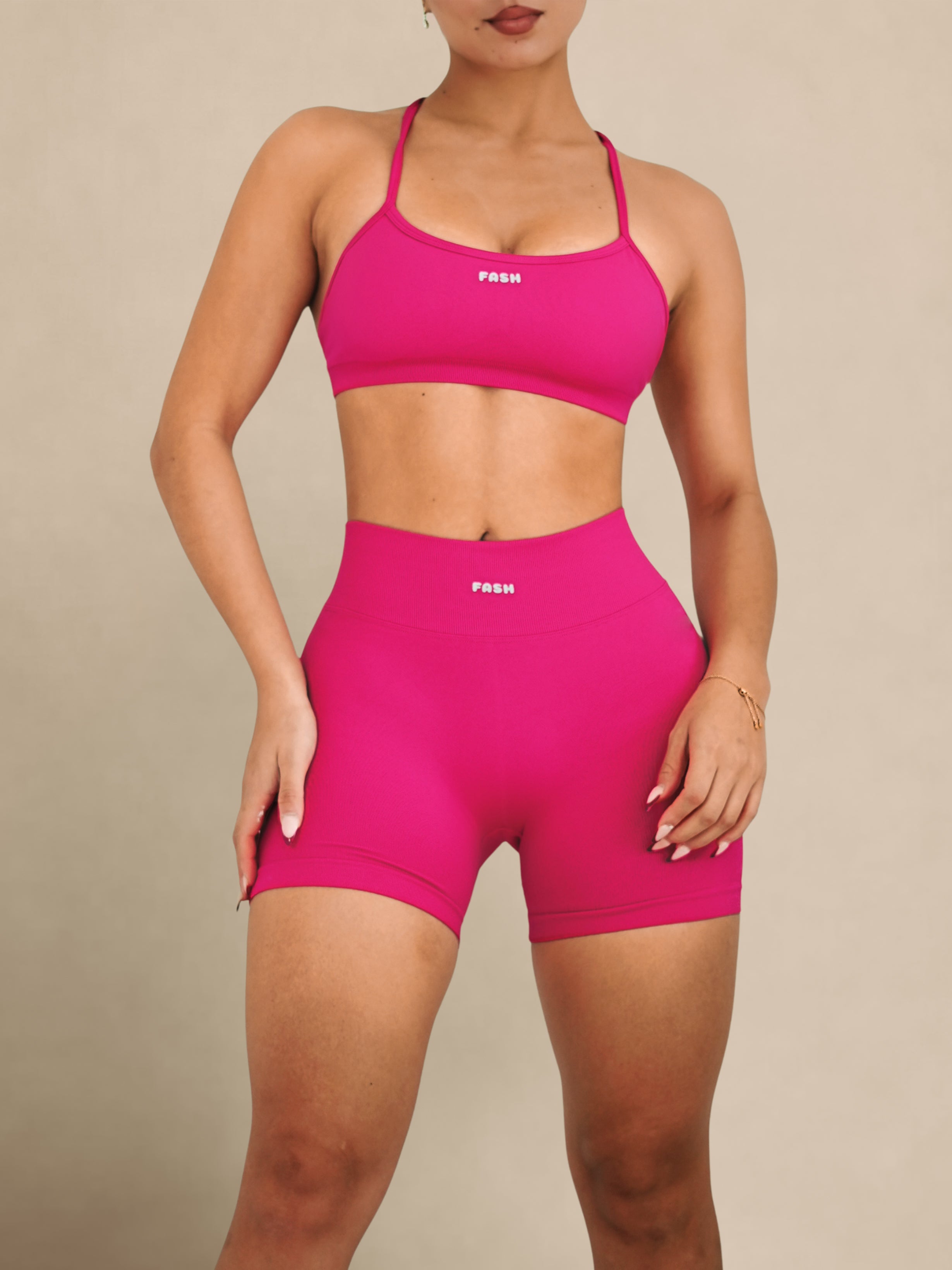 Viral Seamless Adjustable Sports Bra (Berry Pop)