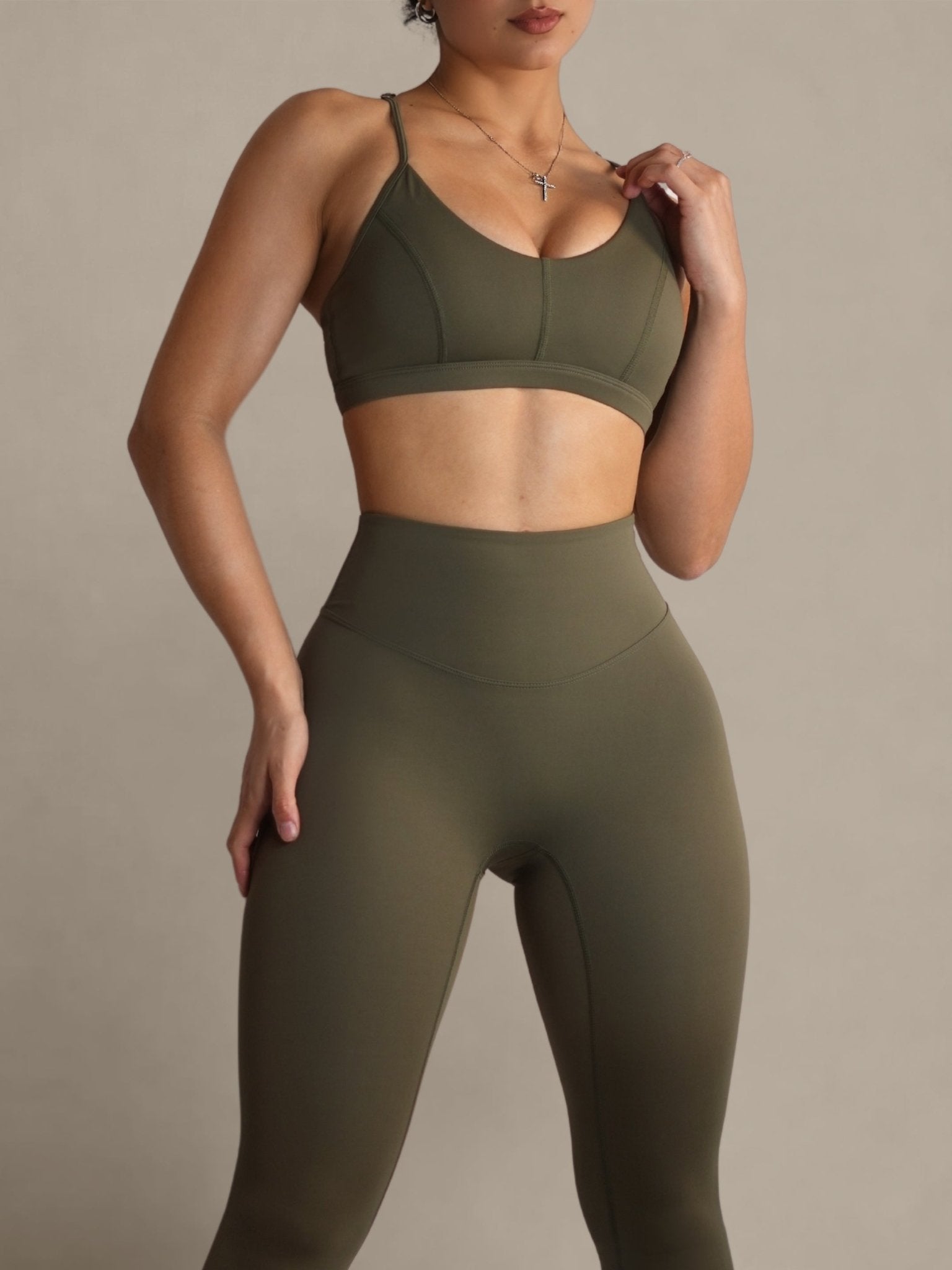 Bratty Sports Bra (Olive Green) - Fitness Fashioness