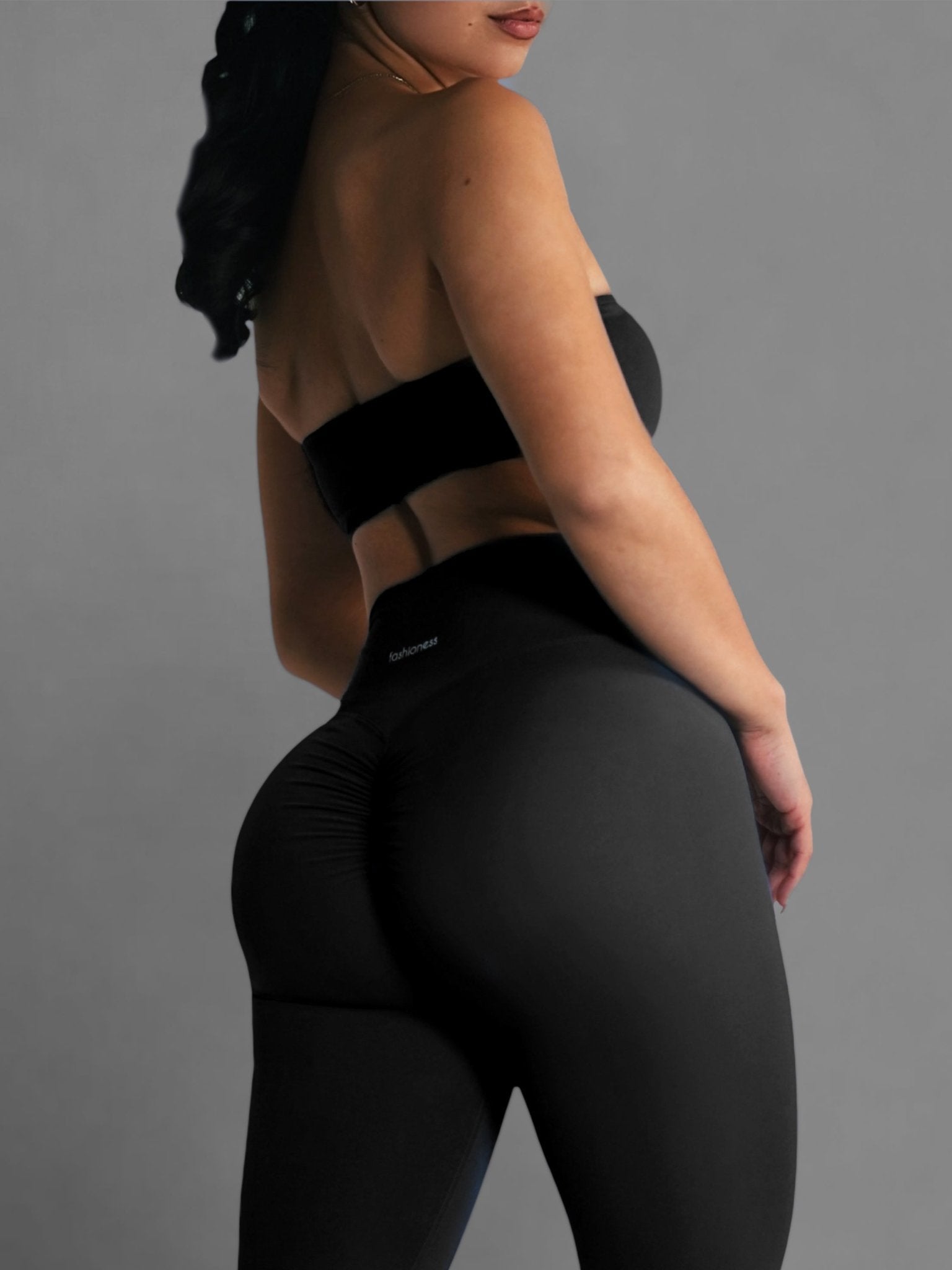 Embody Tube Top Sports Bra (Black) - Fitness Fashioness