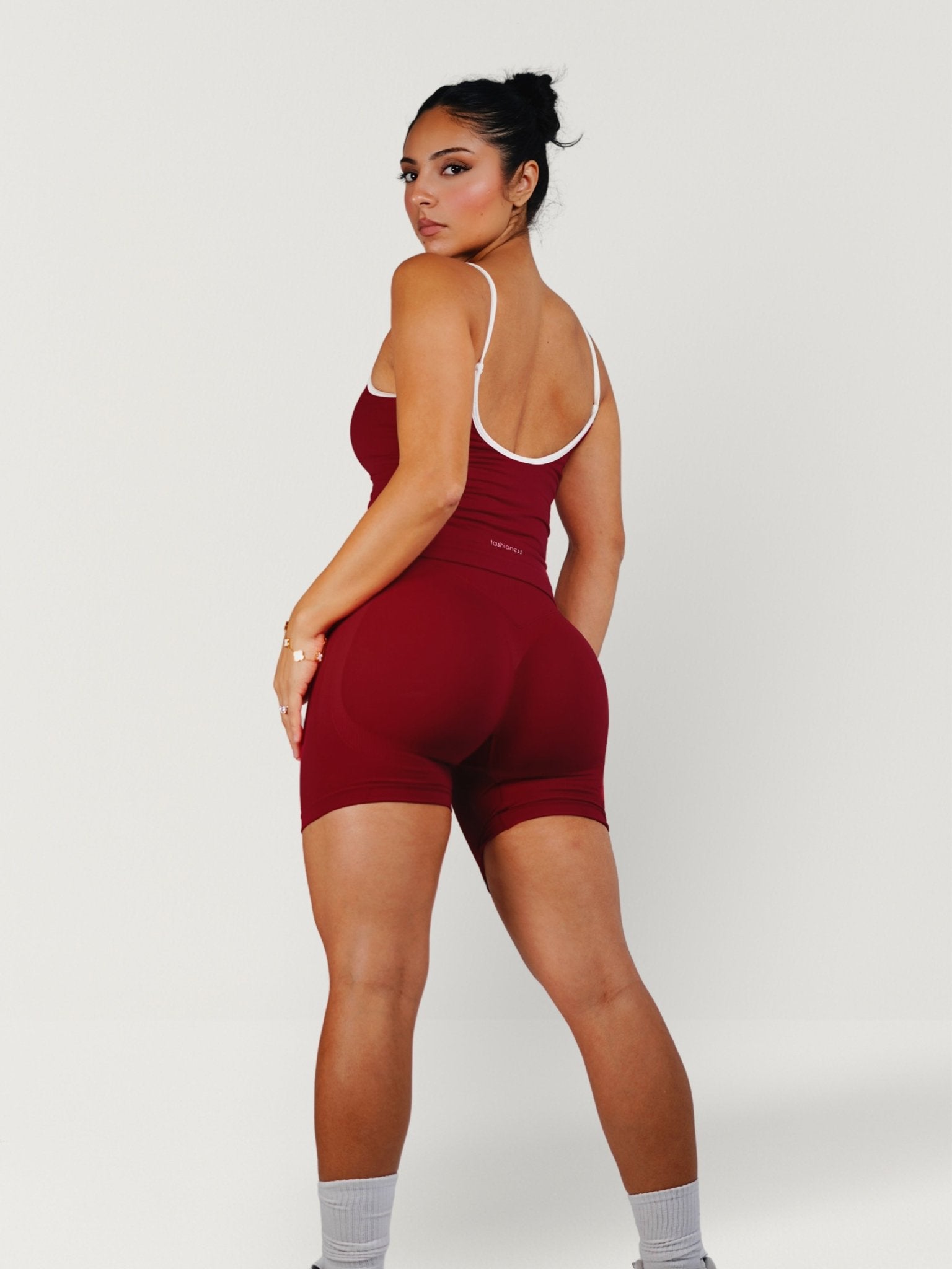 Figure Contrast Shorts (Burgundy) - Fitness Fashioness