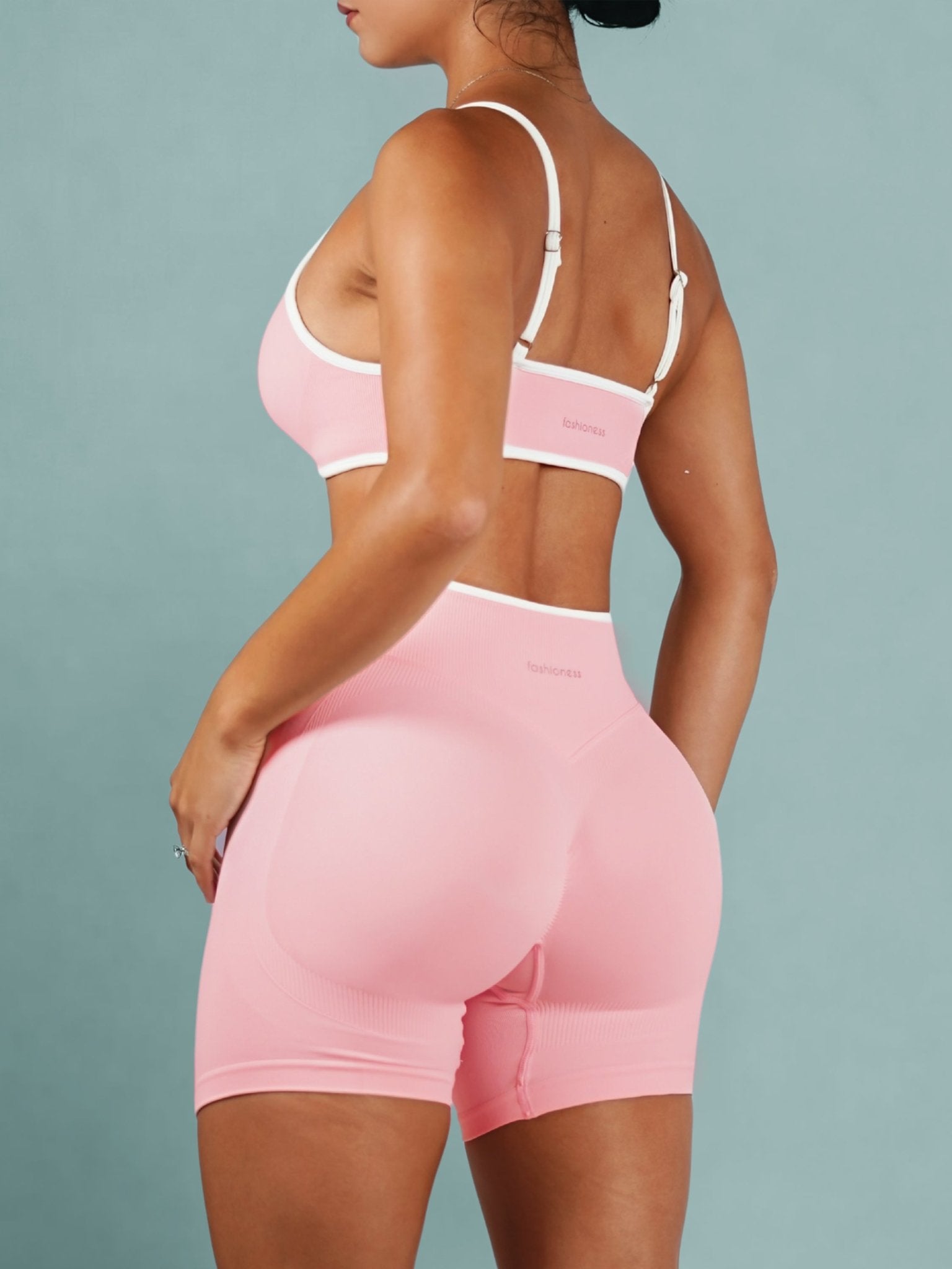 Figure Contrast Sports Bra (Rosé) - Fitness Fashioness