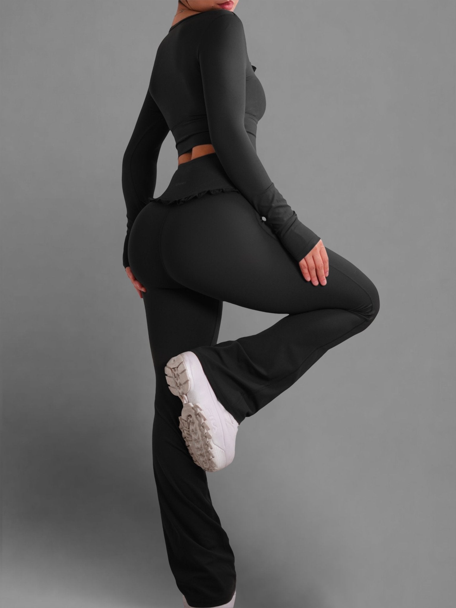 (PRE - ORDER) Ballet Ruffled Flare Leggings (Black) - Fitness Fashioness