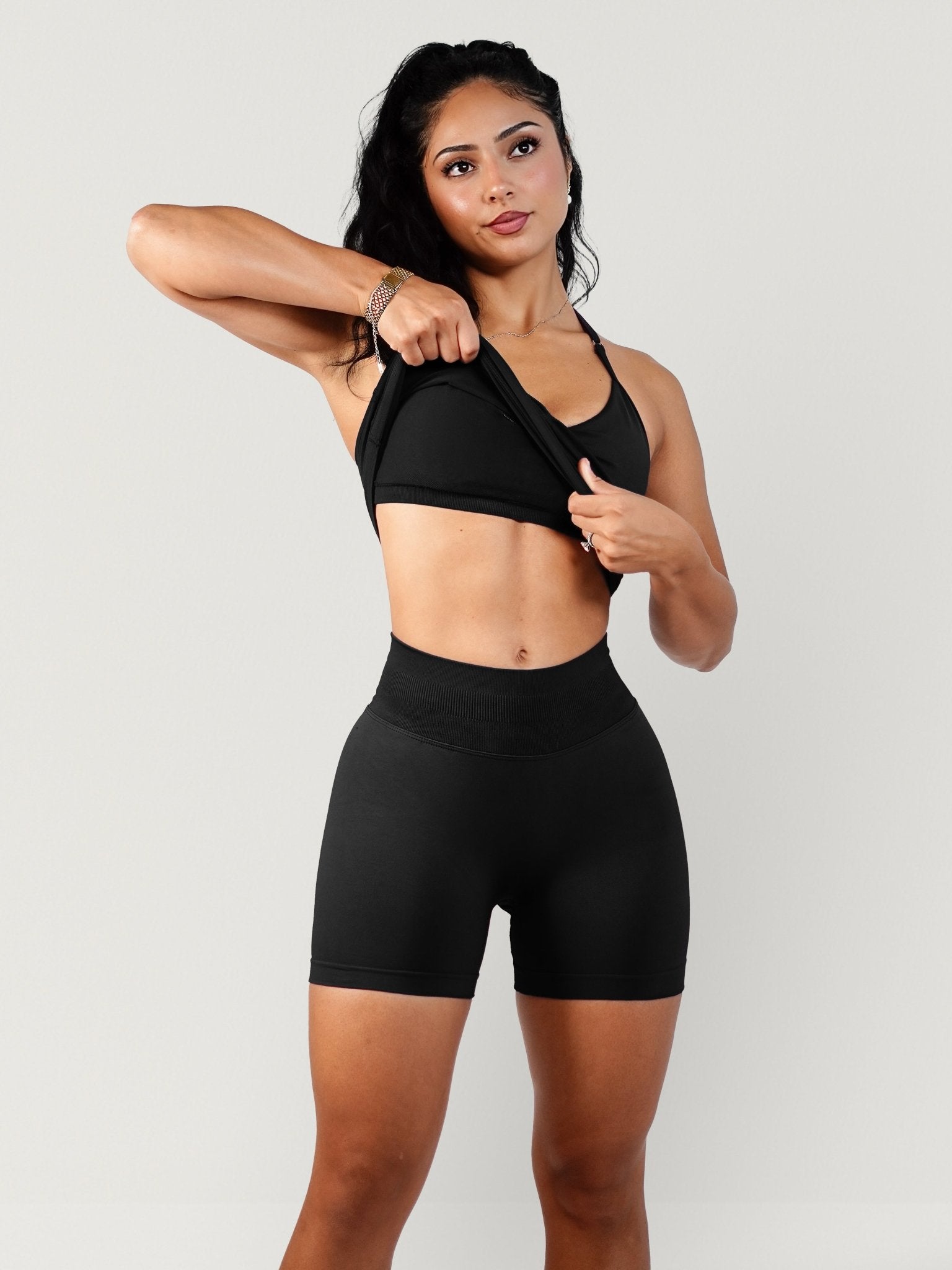 (PRE - ORDER) Curve Club Halter Sports Top (Black) - Fitness Fashioness