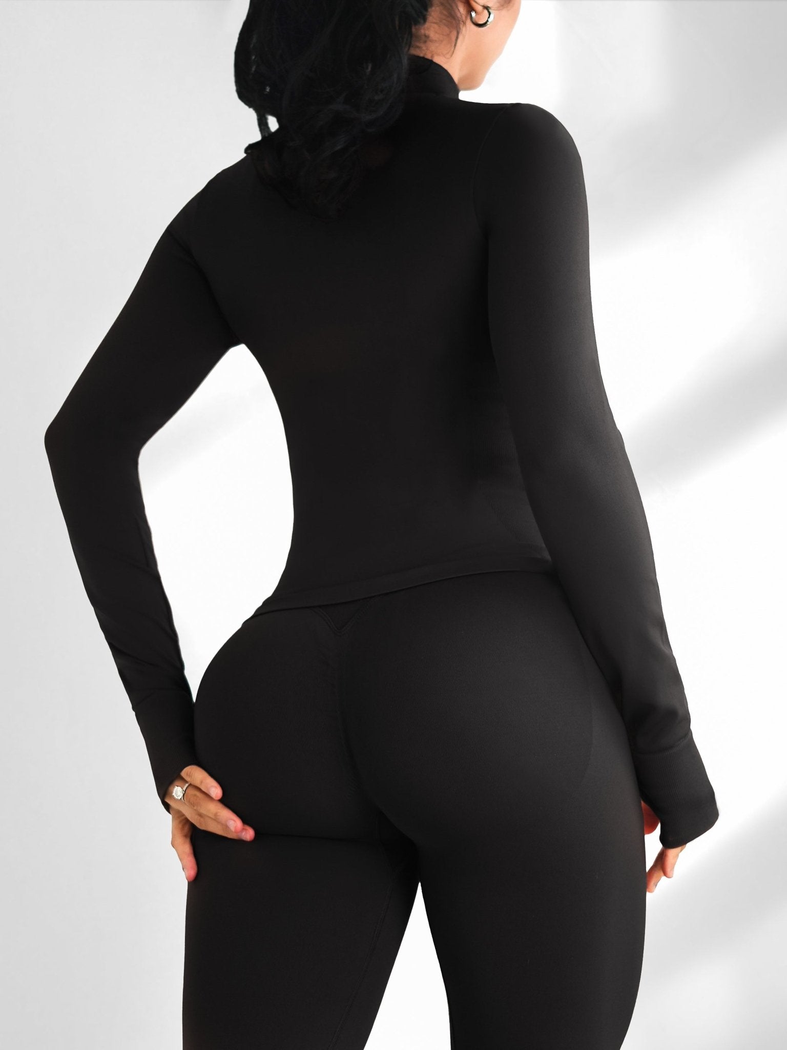 (PRE - ORDER) Curve Club Jacket (Black) - Fitness Fashioness