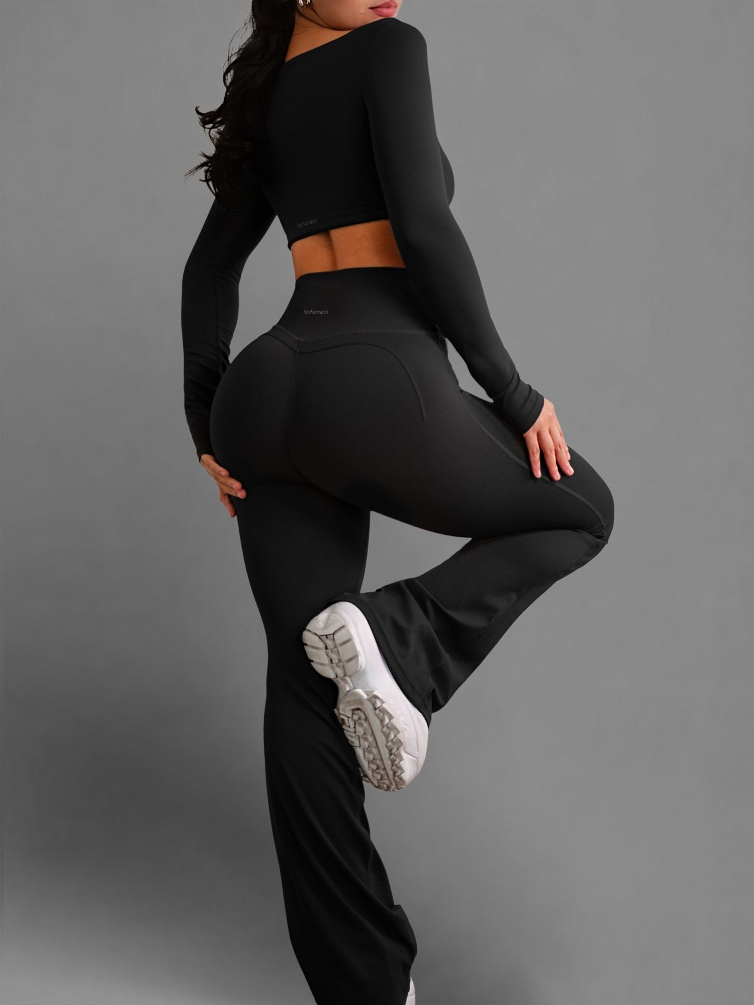 (PRE - ORDER) Reformer High Waisted Flare Leggings (Black) - Fitness Fashioness