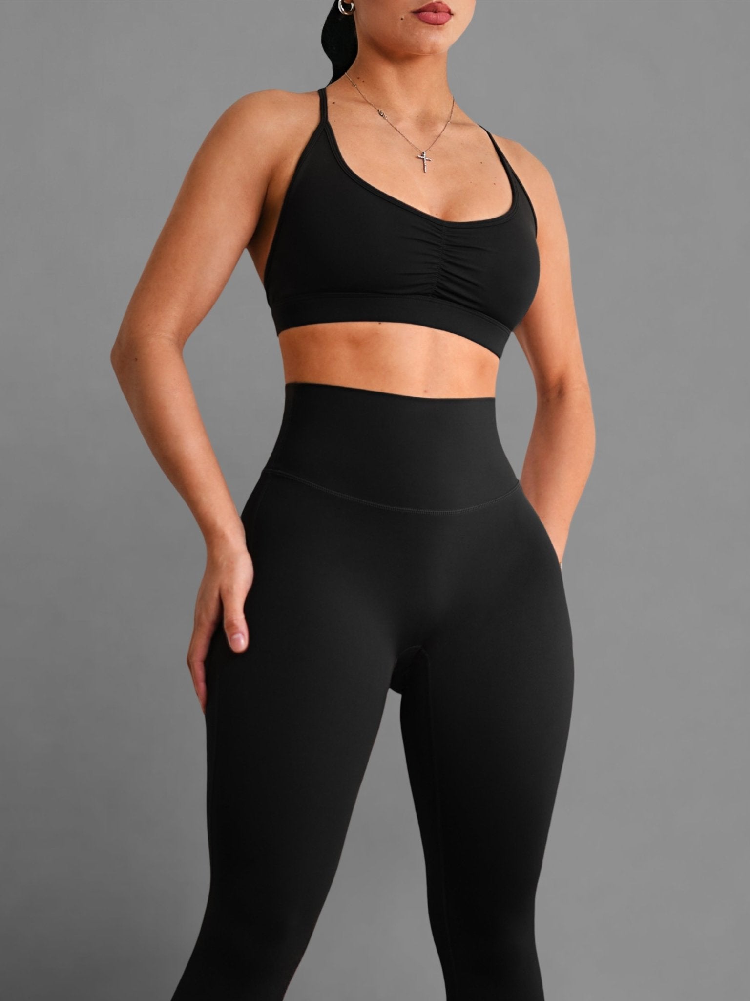 Reformer Sports Bra (Black) - Fitness Fashioness