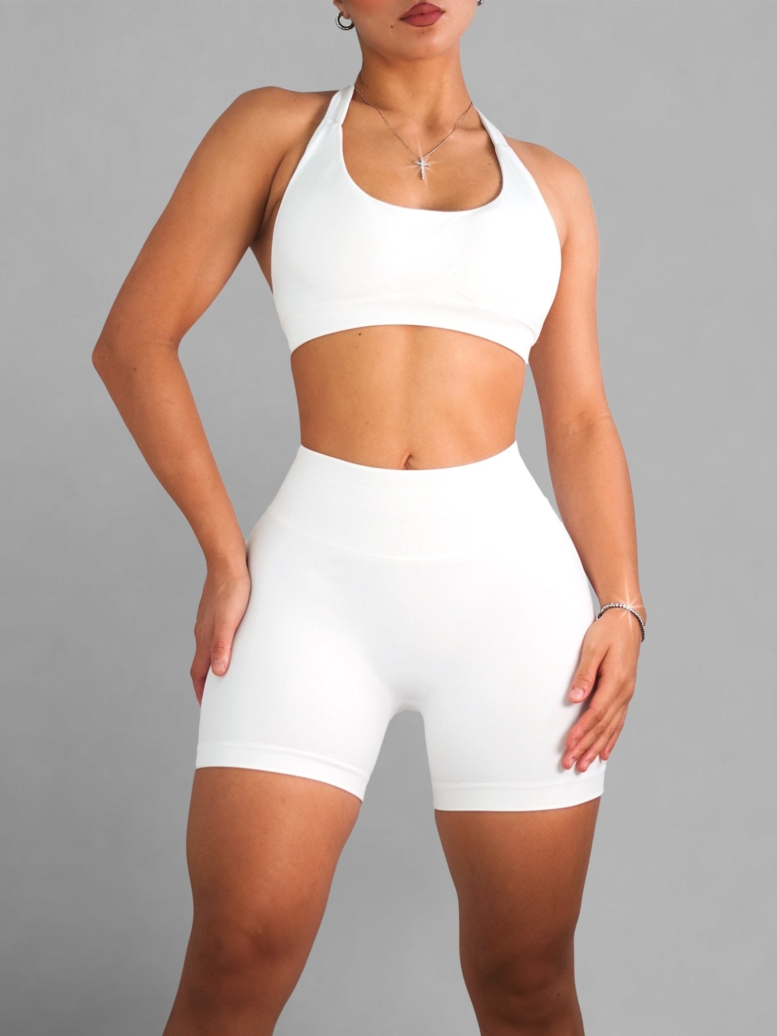 Seamless Halter Sports Bra (White) - Fitness Fashioness